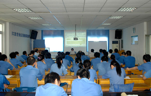 江蘇上上電纜集團進行核電法規(guī)、核電質(zhì)保要求培訓