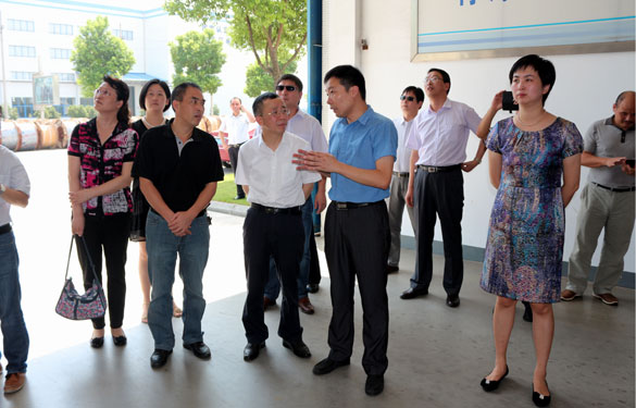 衢州市委常委、衢州綠色產(chǎn)業(yè)集聚區(qū)黨工委書記傅根友一行來(lái)上上考察